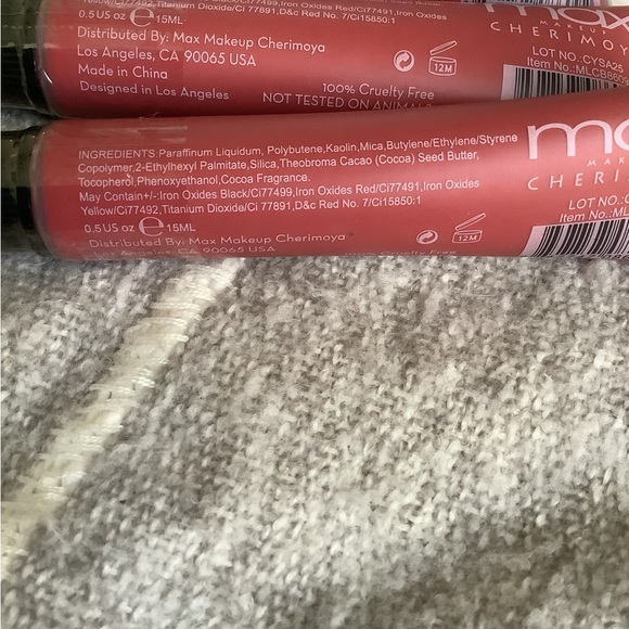 Max makeup Cocoa butter cream Lip Gloss - Picture 3 of 3